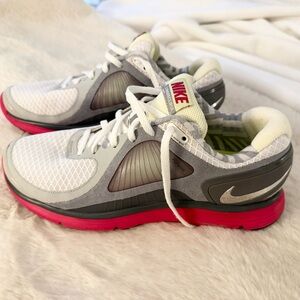 Nike Women’s LunarEclipse Flywire Running Shoes - size 10